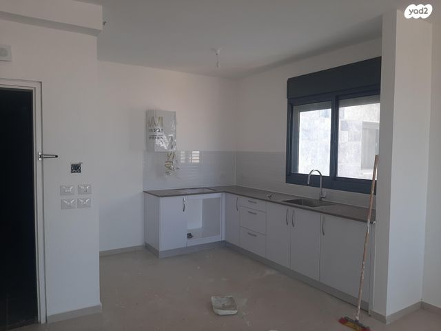 דירה, דולב 15, יצחק שמיר, נהריה