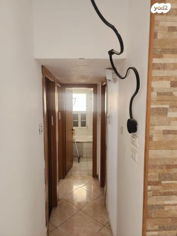 דירה, החשמונאים 36, לב העיר, בת ים