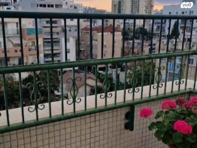 דירה, הרב פינטו מסעוד אשר 6, שיפר, פתח תקווה