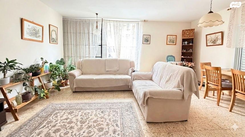 אליעזר בן יהודה 19