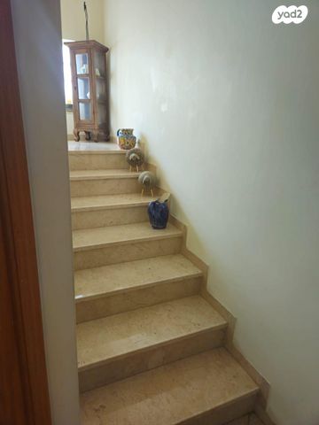 גג/ פנטהאוז, הקשת, כבירים, חיפה