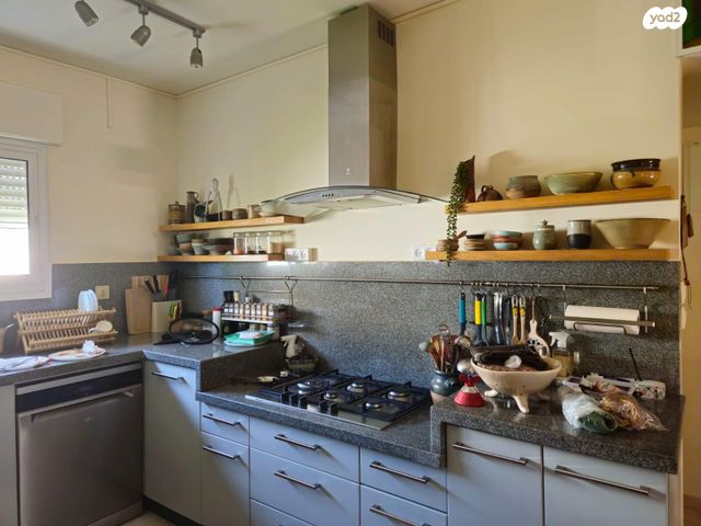 גג/ פנטהאוז, הקשת, כבירים, חיפה