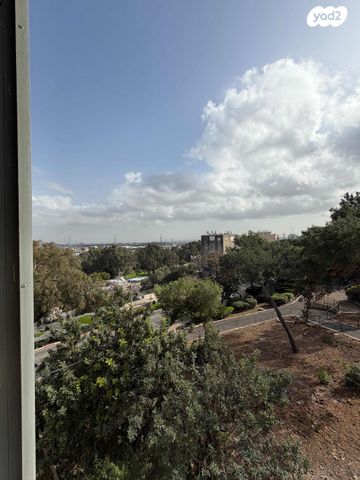 דירה, החשמל 4, נווה פז, חיפה