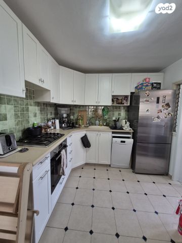 דירה, מורשה, רמת השרון