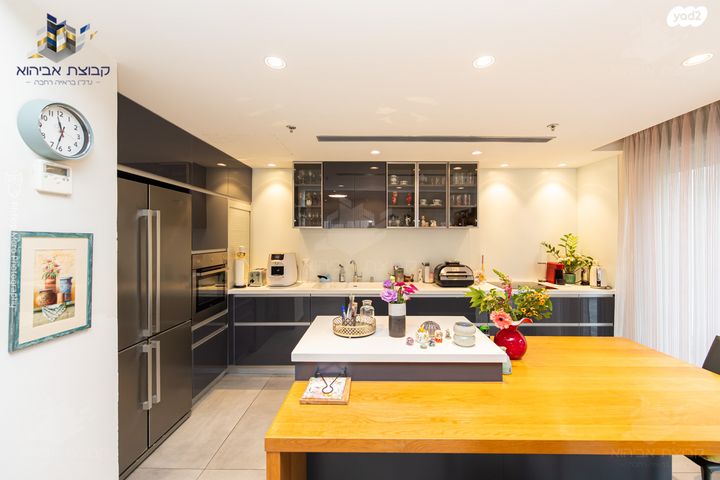 גג/ פנטהאוז, חיפה