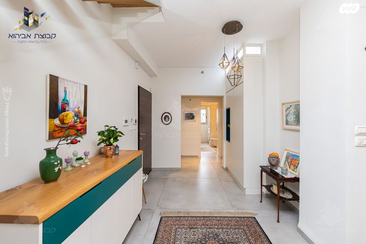 גג/ פנטהאוז, חיפה