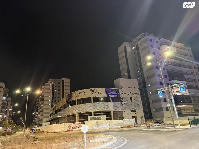 דירה, יהושוע אזולאי, נווה שרון / שער העיר, נתיבות