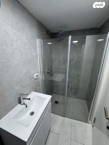 בית פרטי/ קוטג', השכונה הוותיקה, גבעת שמואל