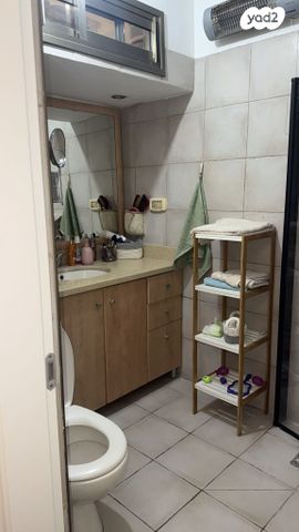 דירה, הר מירון, נווה ישראל, הרצליה