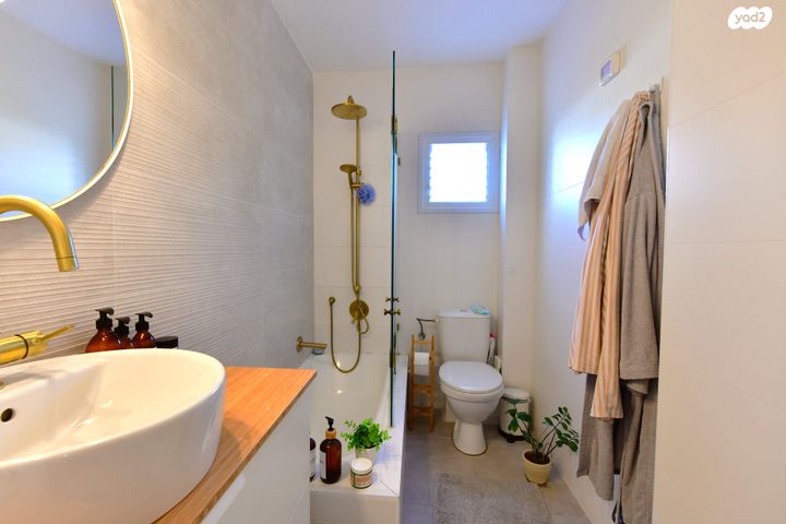 דירה, שטרן, קיראון, קרית אונו