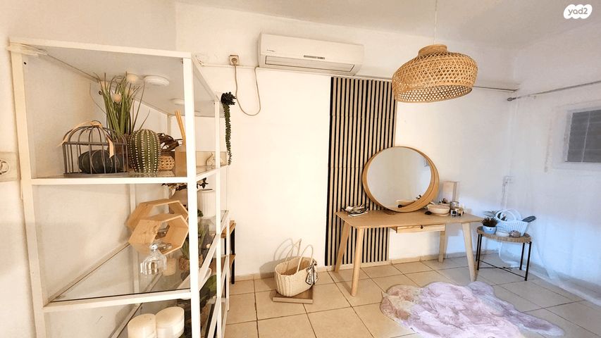 דירה, שדרות ירושלים, מרום נווה, רמת יצחק, רמת גן