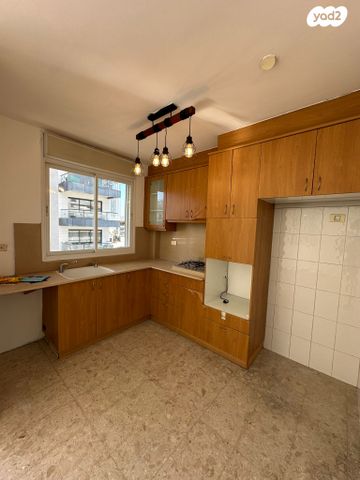 דירה, בורוכוב, גבעתיים