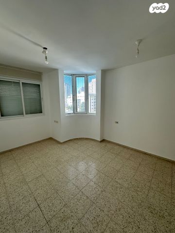 דירה, בורוכוב, גבעתיים