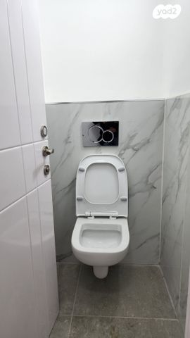 דירה, מעפילי אגוז, נווה חן, תל אביב יפו