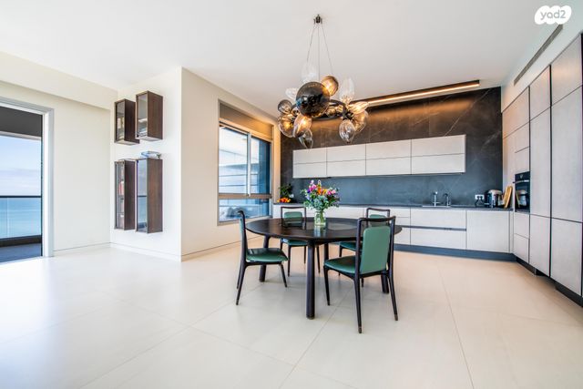 דירה, יוסף לפיד 3, נתניה