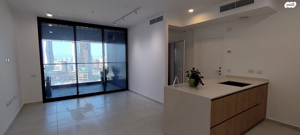 דירה, תוצרת הארץ 5, נחלת יצחק, תל אביב יפו