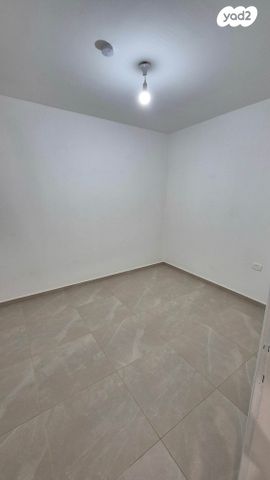 דירת גן, גני אביב, לוד