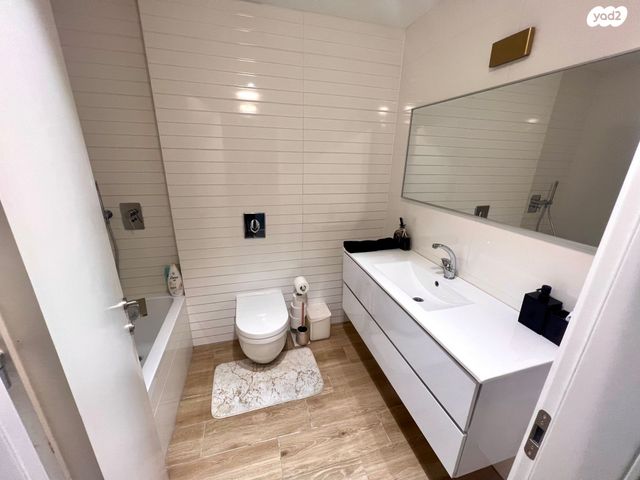 דירה, ניסים אלוני 2, צמרות איילון, פארק צמרת, תל אביב יפו