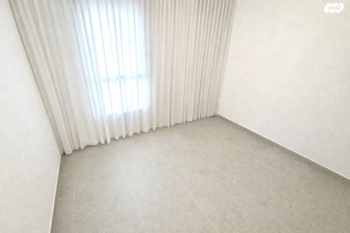 דירה, גילדסגיים 4, קרית קריניצי, רמת גן