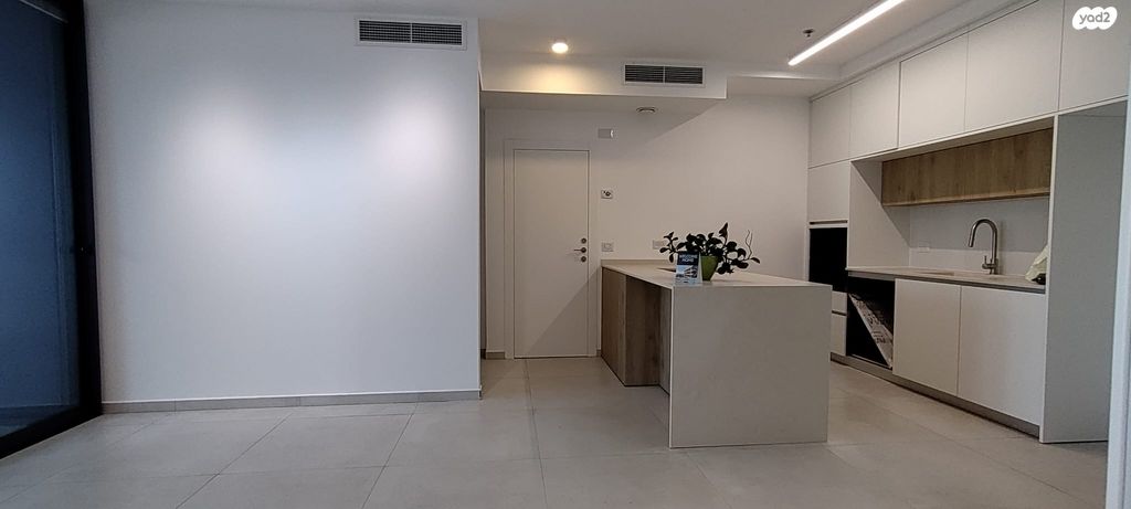 דירה, תוצרת הארץ 5, נחלת יצחק, תל אביב יפו