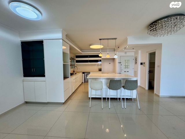 דירה, רמת אלון, חיפה