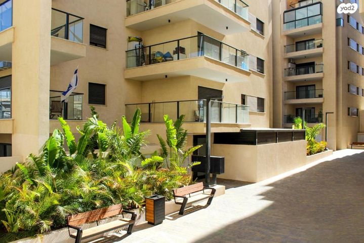 המאפיה, מרכז העיר