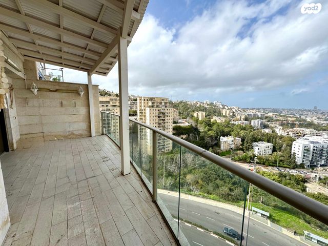 דירה, יגאל אלון, סביוני הכרמל, חיפה