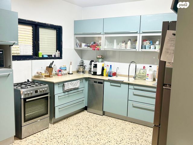 דירה, החלוץ, הרצליה הירוקה, נווה עובד, הרצליה