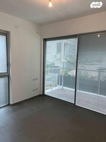 דירה, שדרות מוצקין, תל אביב יפו