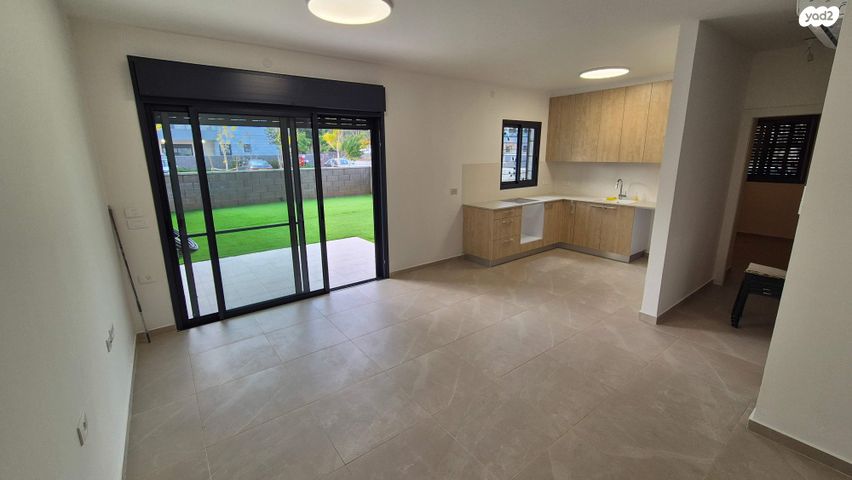 דירת גן, גני אביב, לוד