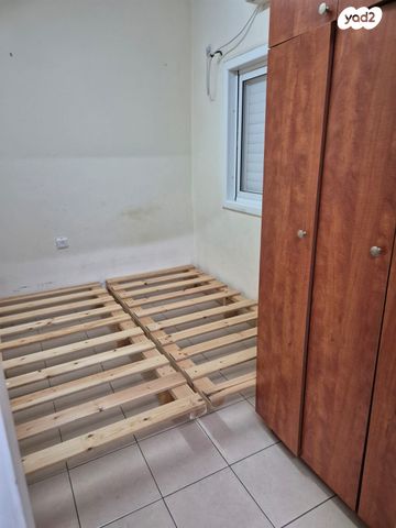 דירה, ג' / מרכז מזרח העיר, רחובות