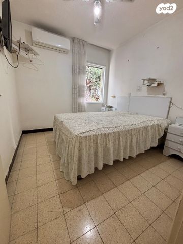 דירה, מצולות ים, חברת חשמל, גבעתיים