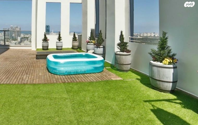 גג/ פנטהאוז, ההלכה, רמת גן