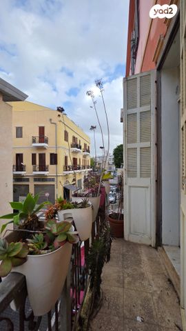 דירה, רב האי גאון, צפון יפו, המושבה האמריקאית-גרמנית, תל אביב יפו