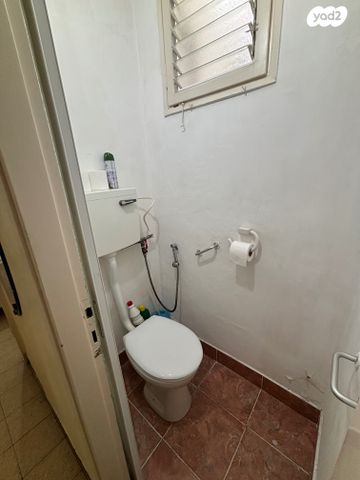 דירה, מצולות ים, חברת חשמל, גבעתיים