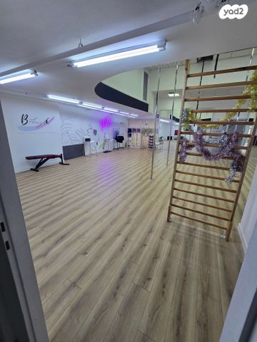 משרדים, יוסף לישנסקי 27, מב"ת מערב, אזור תעשייה חדש, ראשון לציון