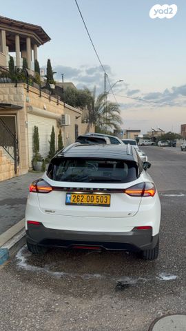 ג׳ילי Geometry C