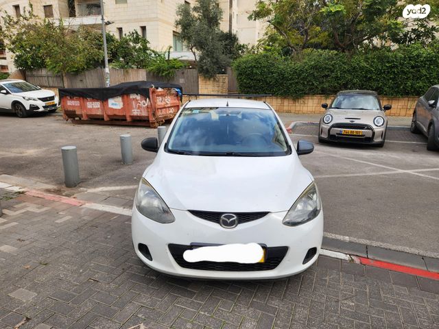מודעת רכב מאזדה 2