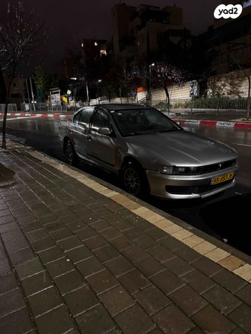 מיצובישי גאלאנט