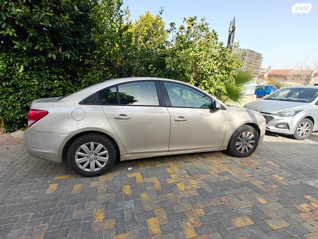 שברולט קרוז