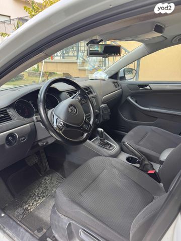 מודעת רכב פולקסווגן ג'טה 