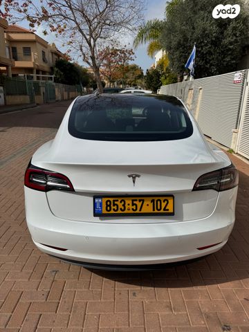 טסלה מודל 3