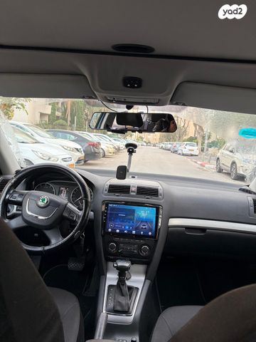 סקודה אוקטביה