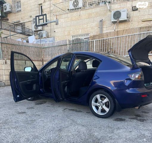 מאזדה 3
