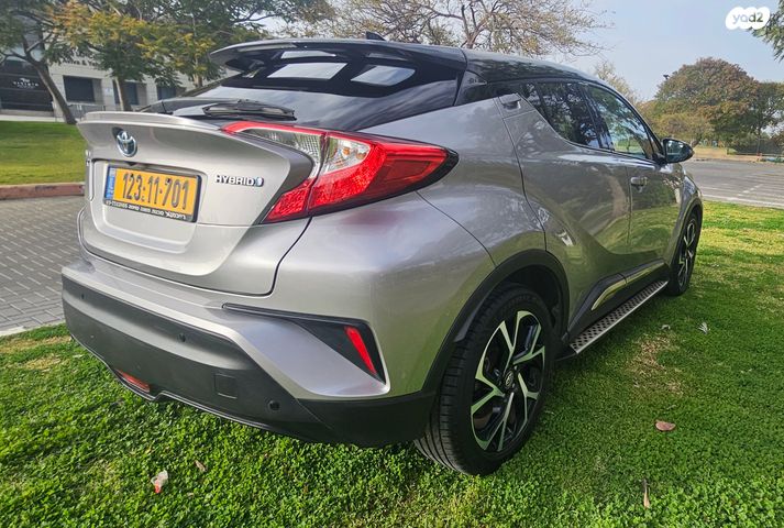 טויוטה C-HR