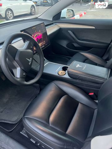 טסלה מודל 3
