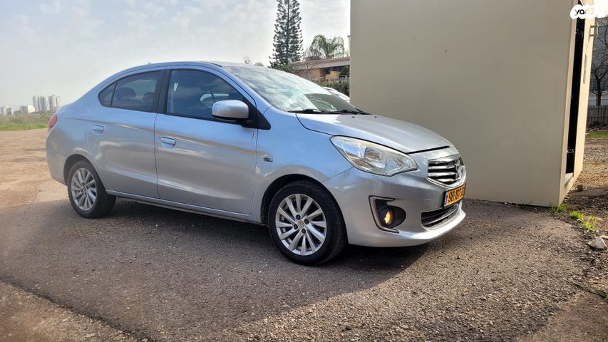 מודעת רכב מיצובישי אטראז'