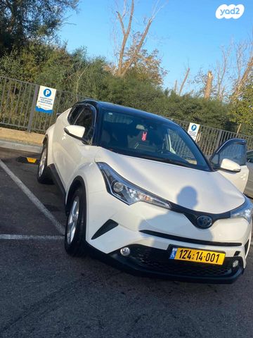 טויוטה C-HR