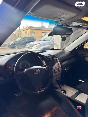 טויוטה קאמרי