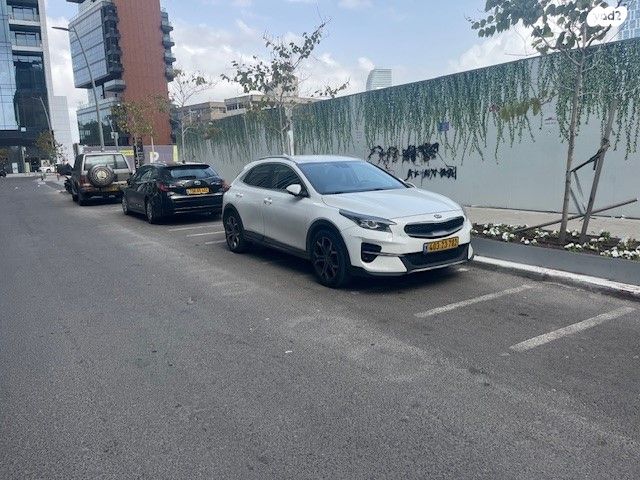 מודעת רכב קיה XCeed